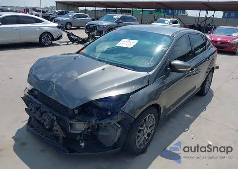 2016 Ford Focus Se z USA, uszkodzony, nr VIN 1FADP3F27GL378869